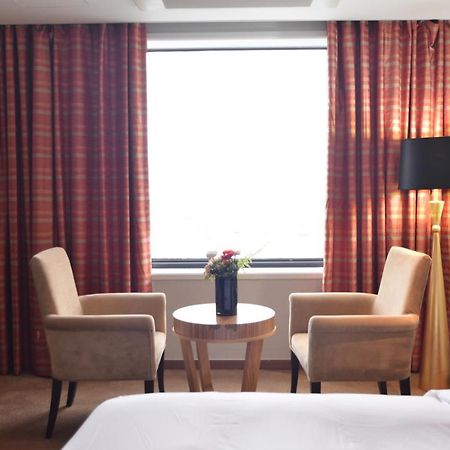 Philos Hotel Phohang Kültér fotó