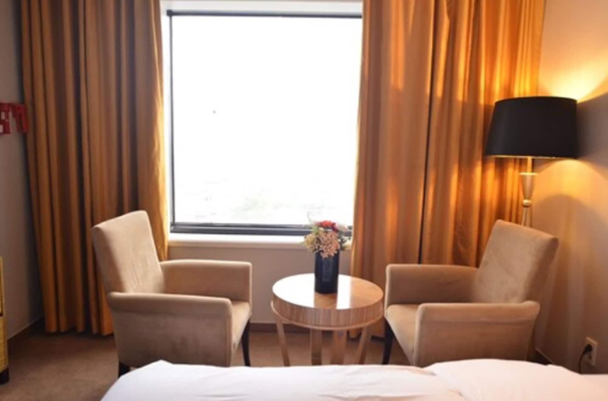 Philos Hotel Phohang Kültér fotó