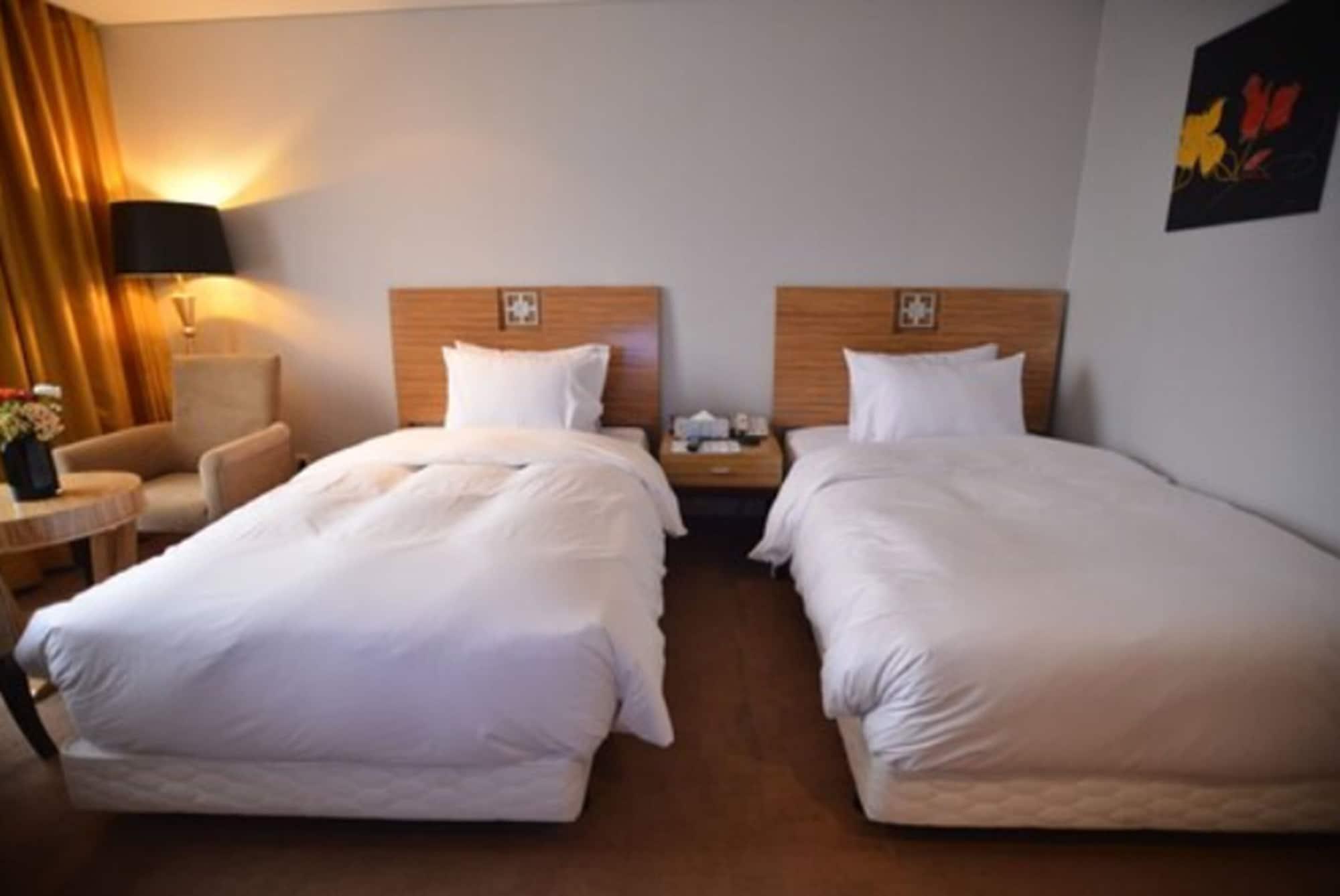 Philos Hotel Phohang Kültér fotó