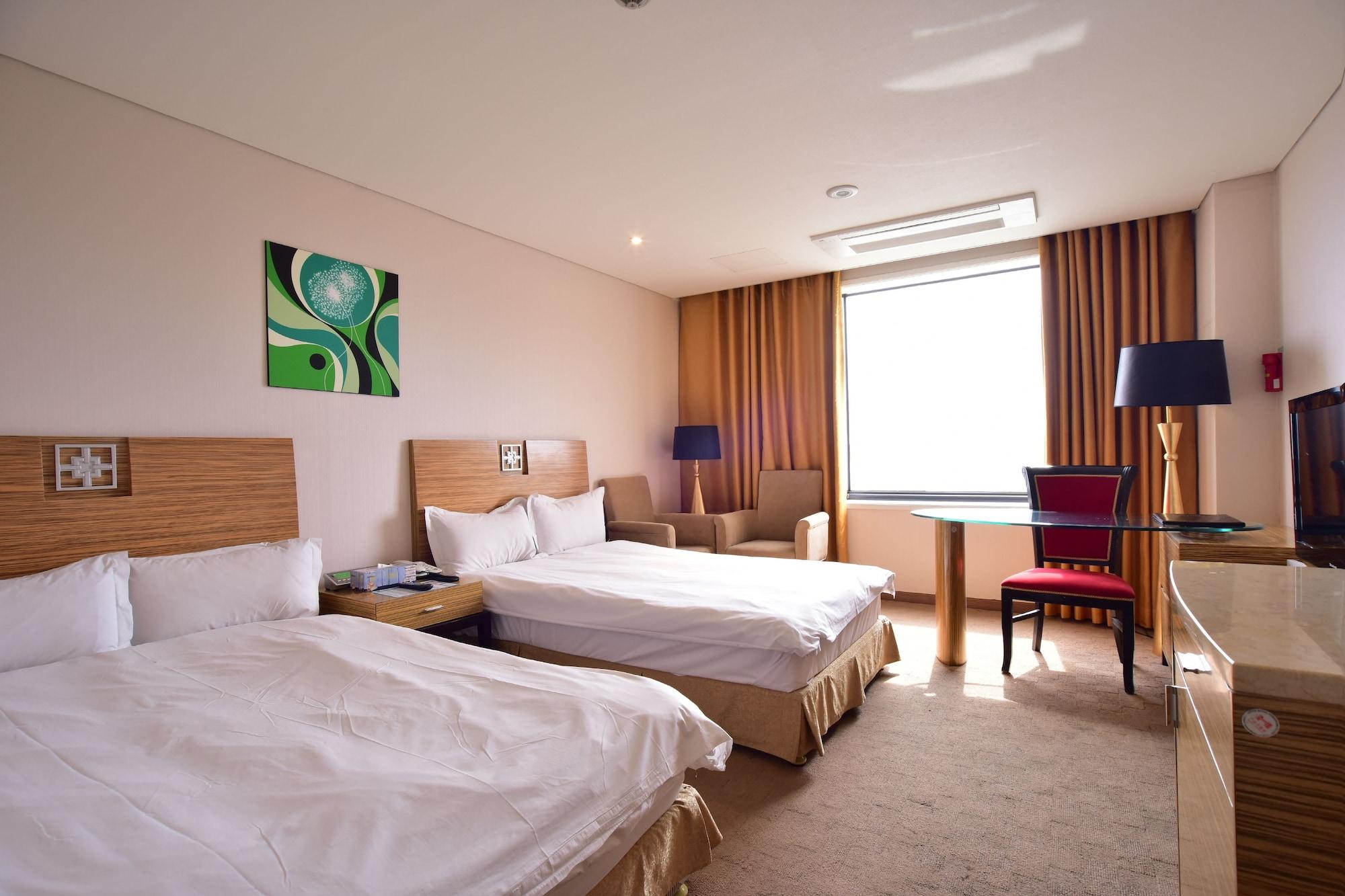 Philos Hotel Phohang Kültér fotó