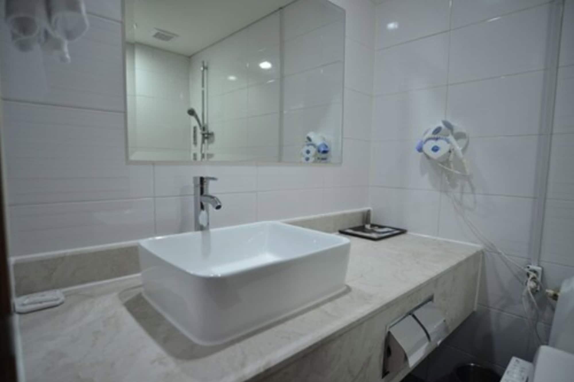 Philos Hotel Phohang Kültér fotó