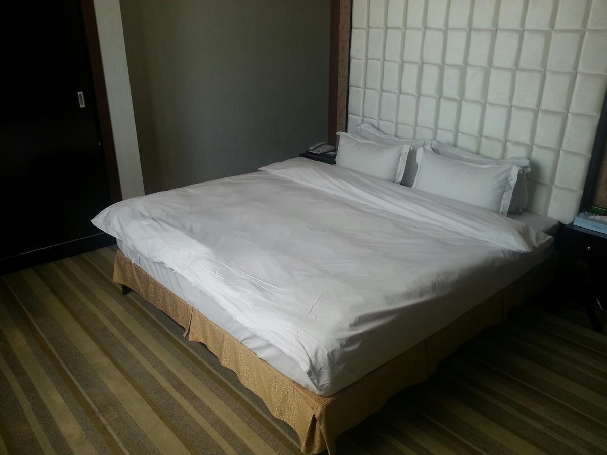 Philos Hotel Phohang Kültér fotó